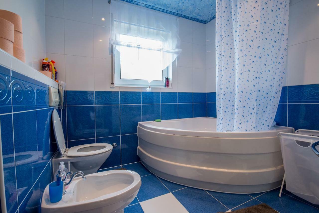 Ferienhaus Bucic Буйе Экстерьер фото